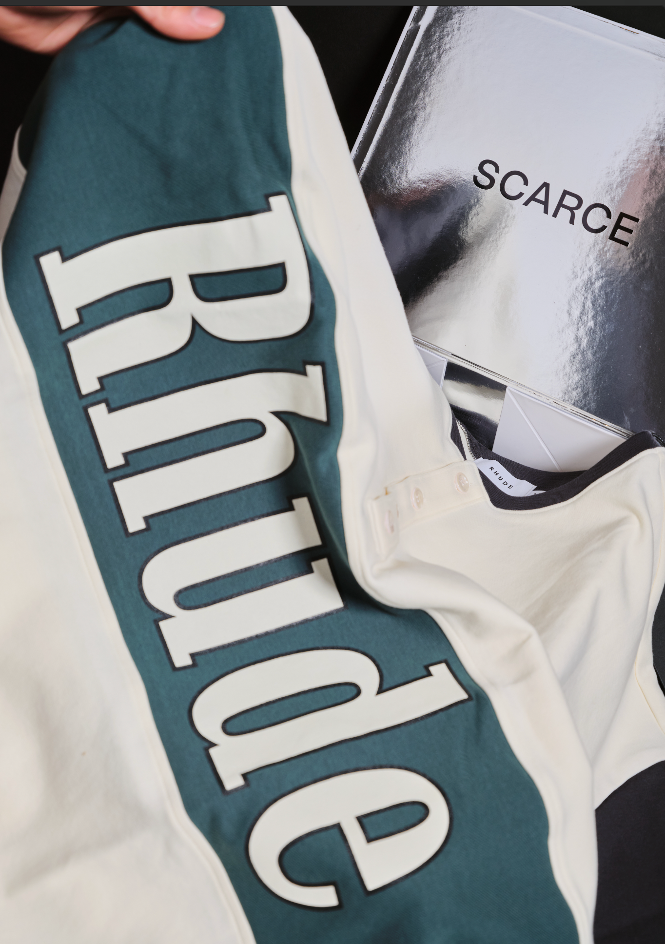 BLACK FRIDAY SAMPLE SALE BOX